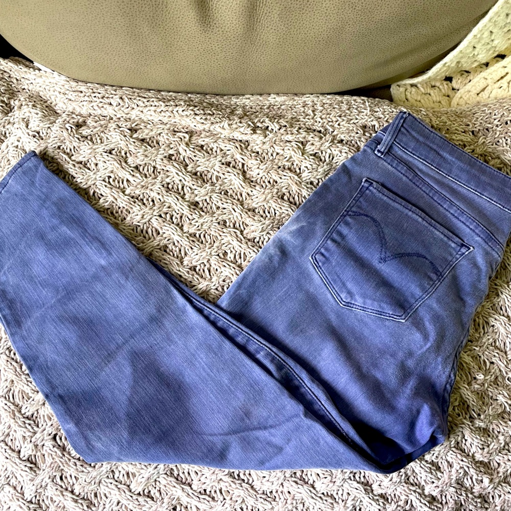 Purple cropped pants